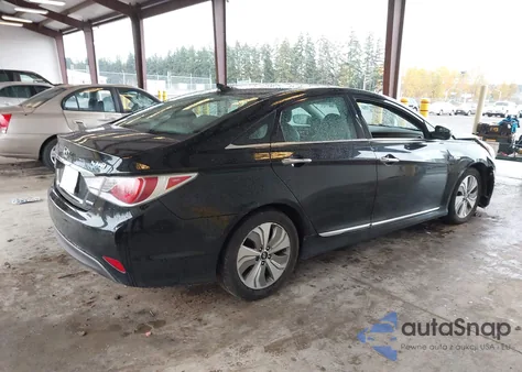 2015 Hyundai Sonata Hybrid Limited z USA, uszkodzony, nr VIN KMHEC4A44FA136278